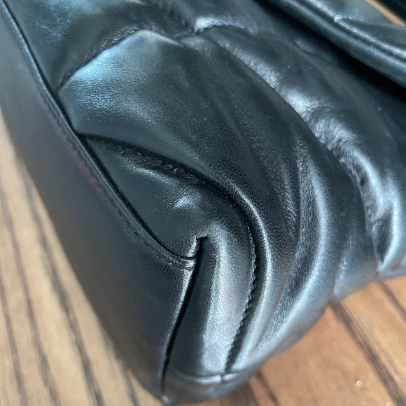 SAINT LAURENT | PUFFER Small Chain Bag in Quilted Lambskin - Picture 10 of 16